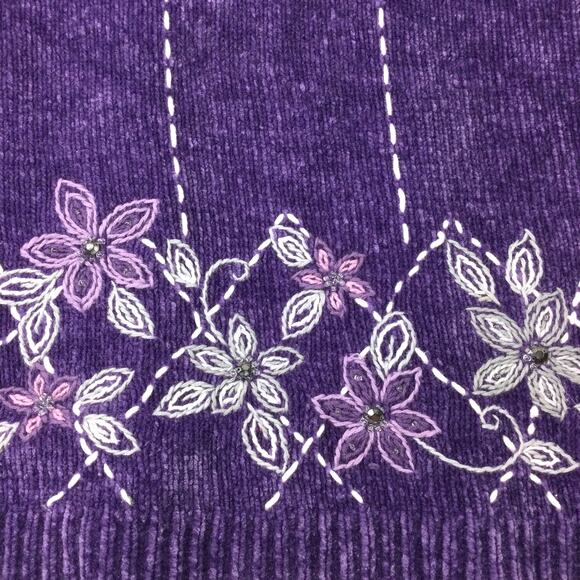 Alfred Dunner Women's Petite Grandmacore Embroidered Pullover Purple Sweater PL - Picture 4 of 13
